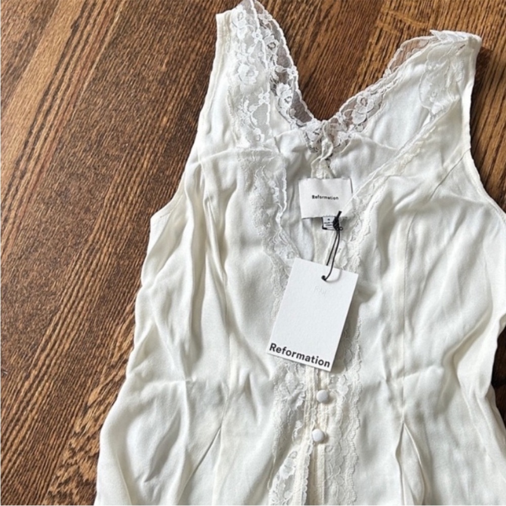 🎆 MDW SALE • NWT • reformation Cristina top - size 4 - Picture 4 of 9